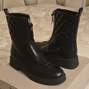 Kenneth Cole Black Quilted Combat Boots